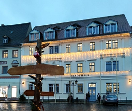 Weihnachtsbeleuchtung Stadthaus © Natalie Rieche