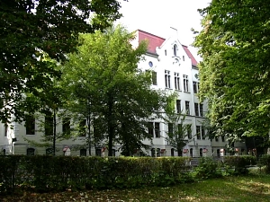 Haus Seume-Gymnasium klein.jpg