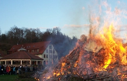 Osterfeuer Schiffsmühle